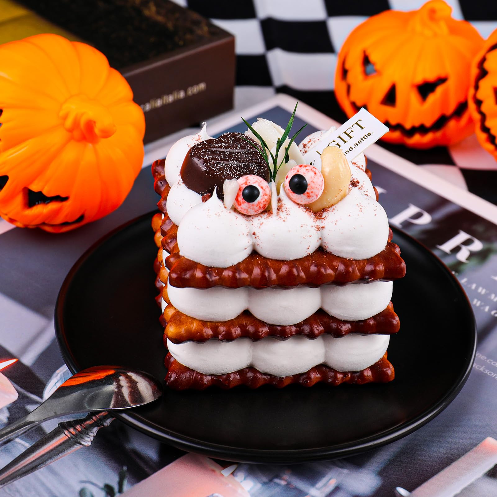 Candy Eyes for Cake Decorating – Fun Edible Eyeball Sprinkles for Halloween & Desserts - Image 3